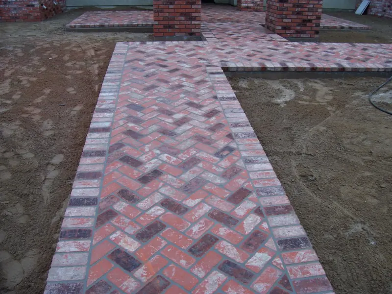 Brick paver walkway with soldier border by Brickhouse Masonry, Central Valley CA