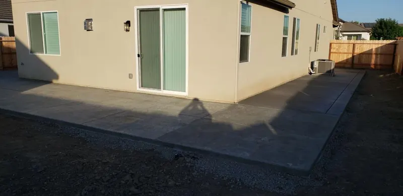 Concrete patio slab by Brickhouse Masonry, Central Valley CA