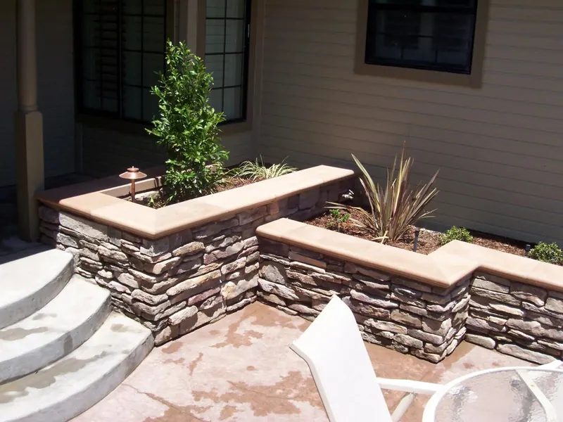 Stone veneer planters by Brickhouse Masonry, Central Valley CA